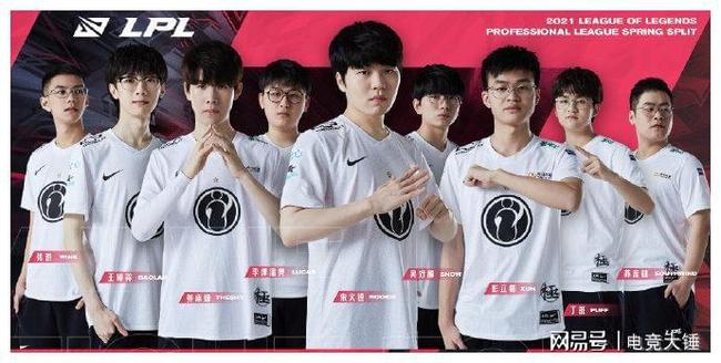 却隐藏了何 却隐藏了何