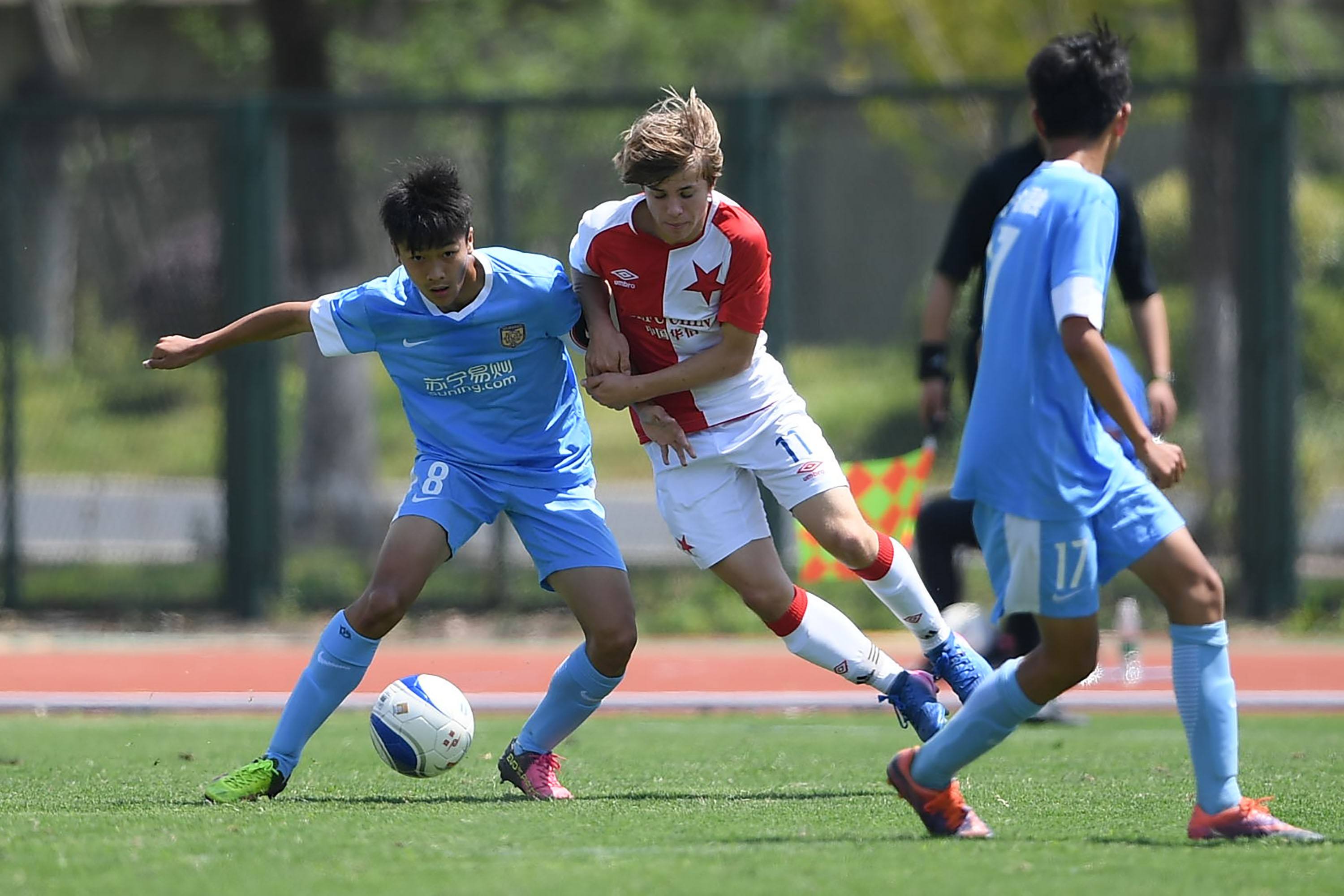 许多足球评 许多足球评