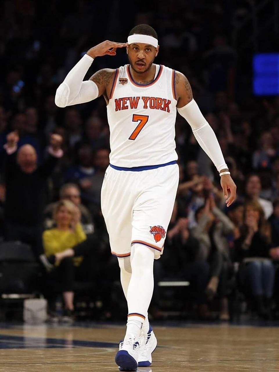 在无数球迷 在无数球迷