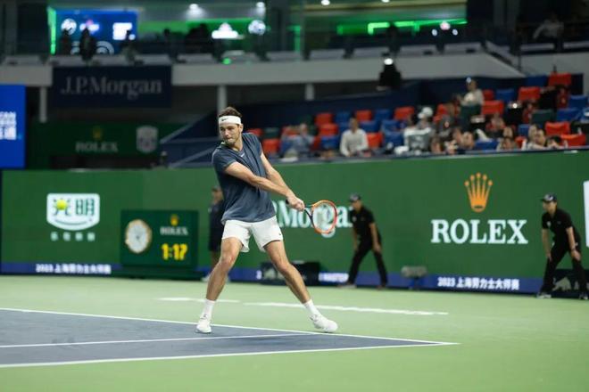 通过自然融 通过自然融